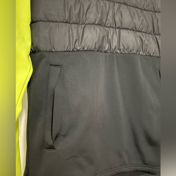 Nike dri-fit winter running top - Picture 5 of 5